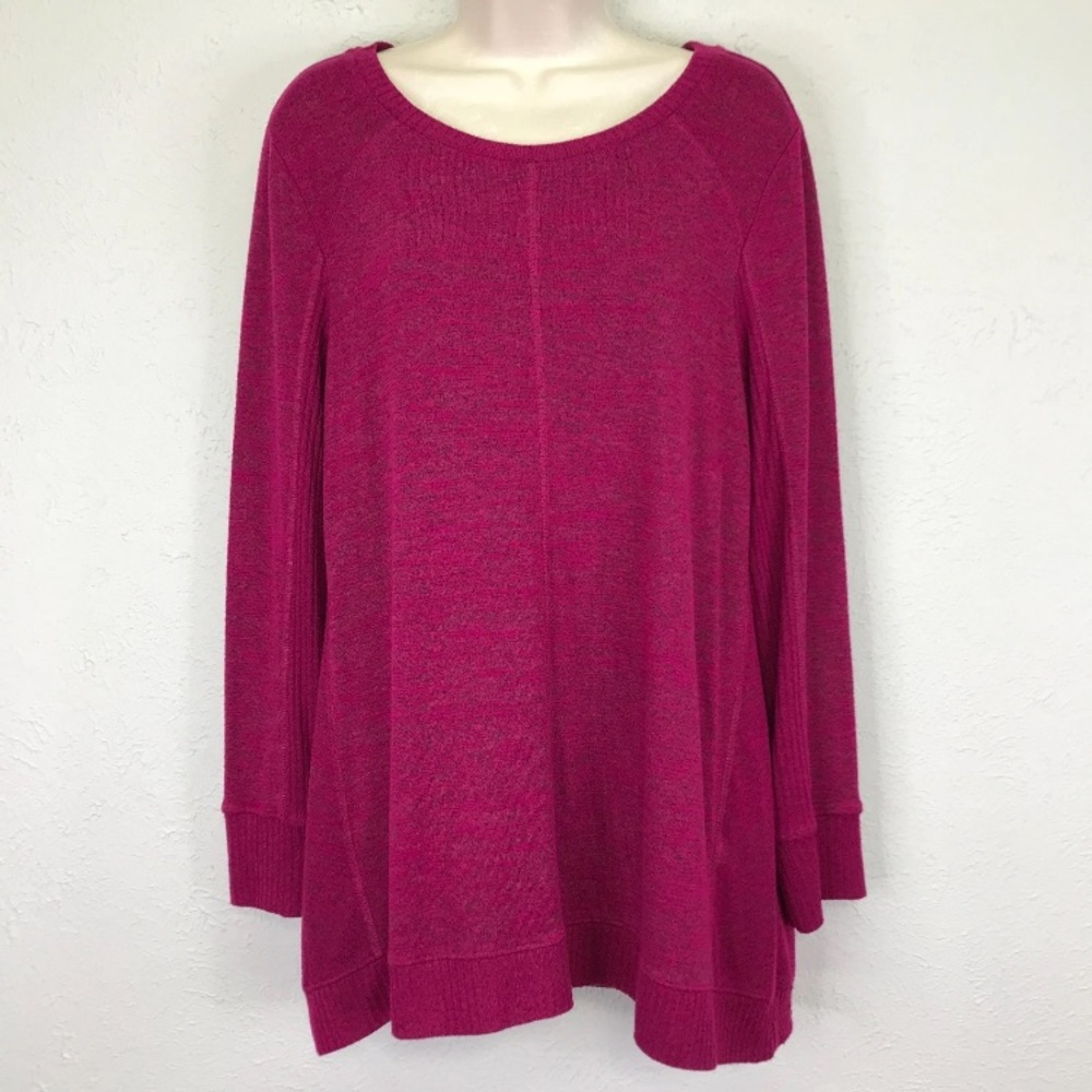 Chico's Zenergy Magenta Knit Top Size 1 (M) Long Sleeve Round Neck Stretch